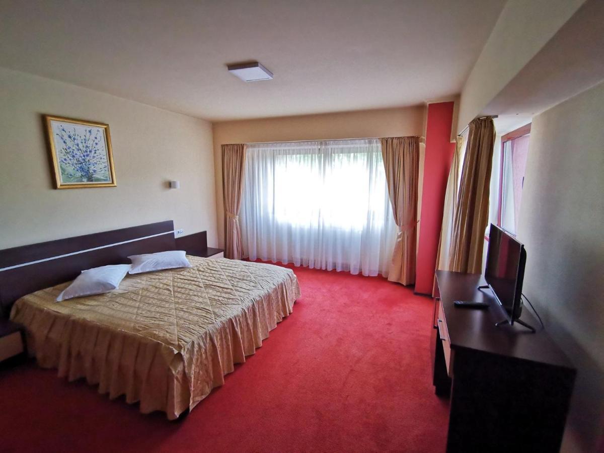 Hotel Severus Zalău Buitenkant foto