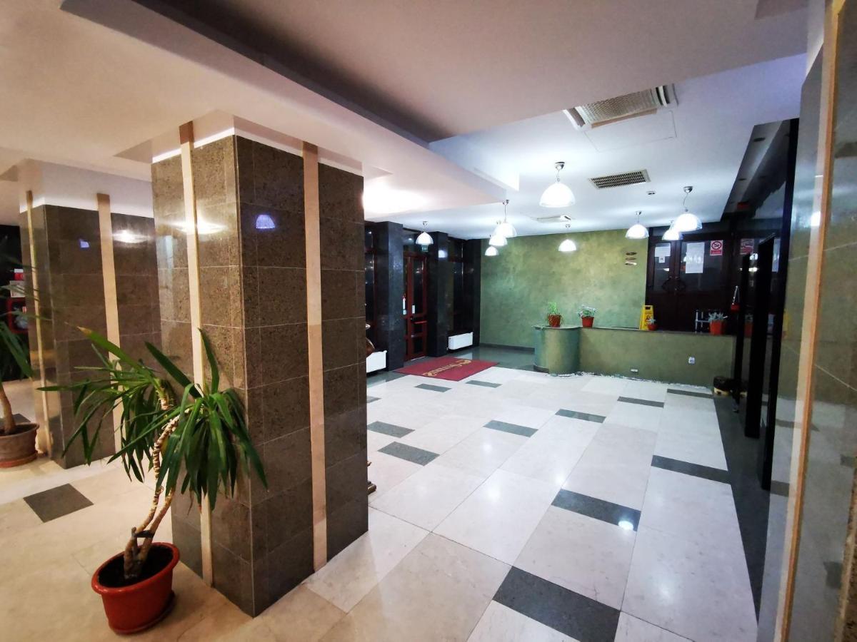Hotel Severus Zalău Buitenkant foto