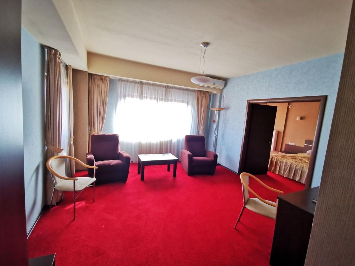 Hotel Severus Zalău Buitenkant foto